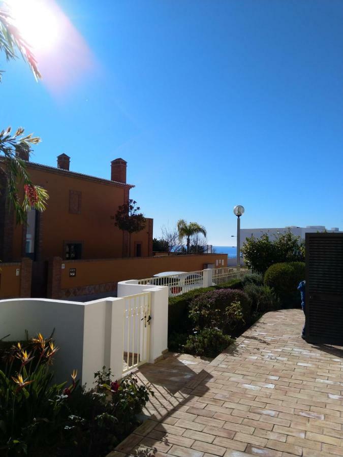 Esti Chamaco - Lagos Exterior foto