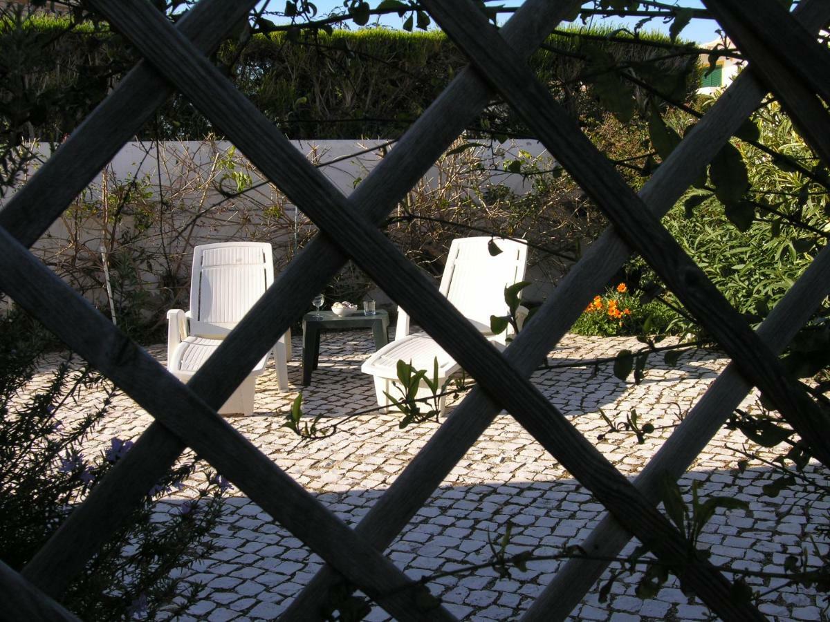 Esti Chamaco - Lagos Exterior foto